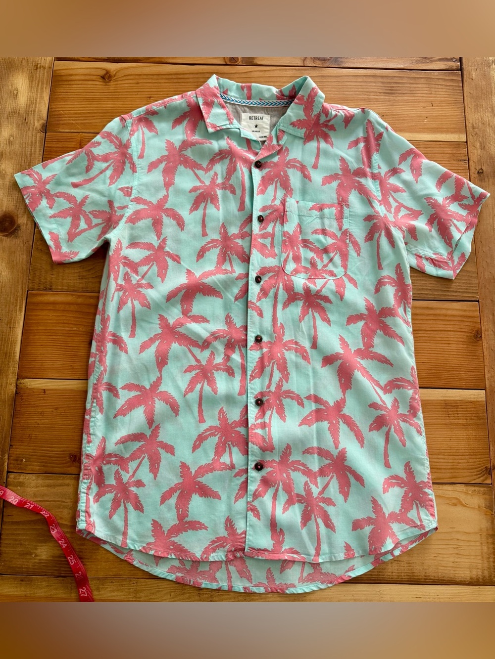 Men's Retreat Los Angeles Blue Pink Palm Trees Hawaiian Shirt size Medium